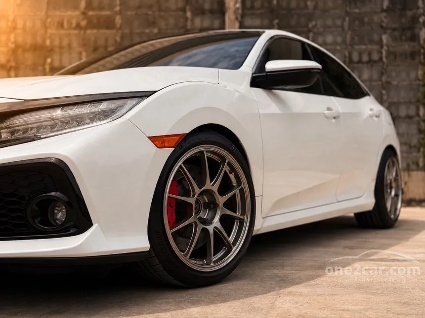 2018 Honda CIVIC Turbo Hatchback