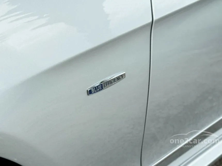 2011 Mercedes-Benz E250 AMG CDI BlueEFFICIENCY Sedan