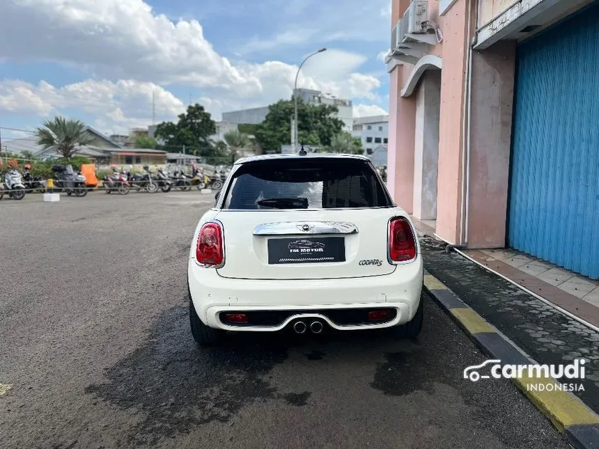 2015 MINI Cooper S 5 Door Hatchback