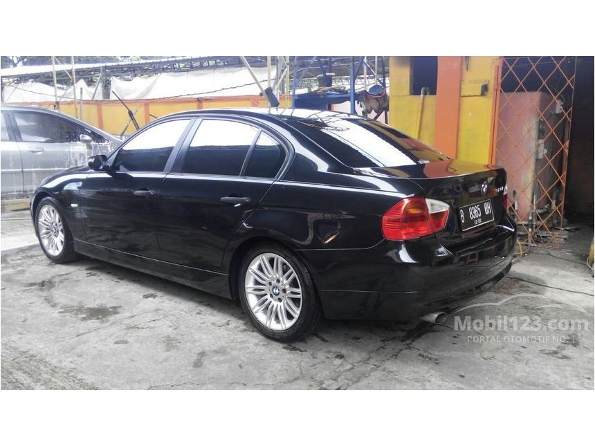 Jual Mobil  BMW  320i  2005 E90 2 0 di DKI Jakarta Automatic 