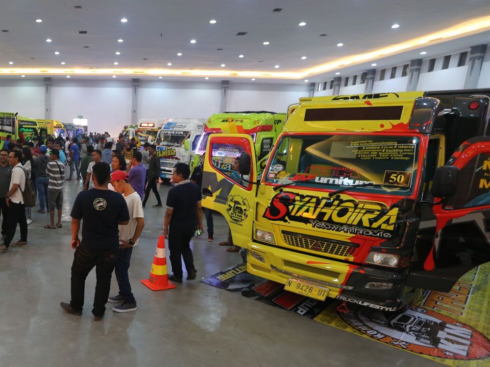 Mitsubishi Fuso Meriahkan Event Jogjakarta Truck Festival 2018