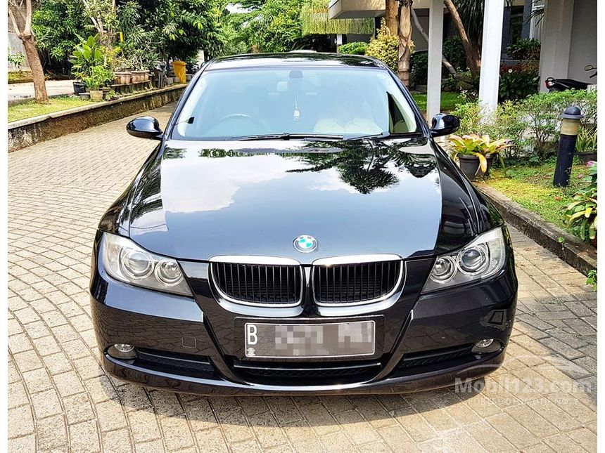 Jual Mobil  BMW  320i  2009 E90  2 0 di DKI Jakarta Automatic 