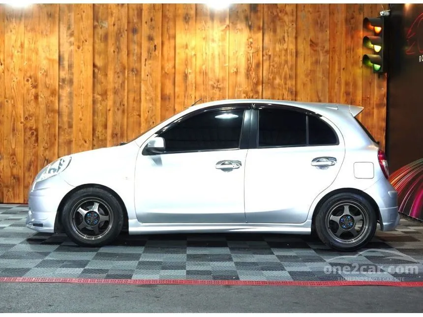 2011 Nissan MARCH EL Hatchback