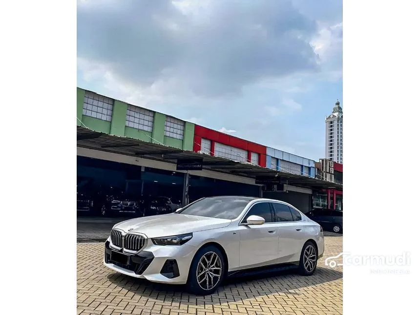 2024 BMW 520i M Sport Sedan