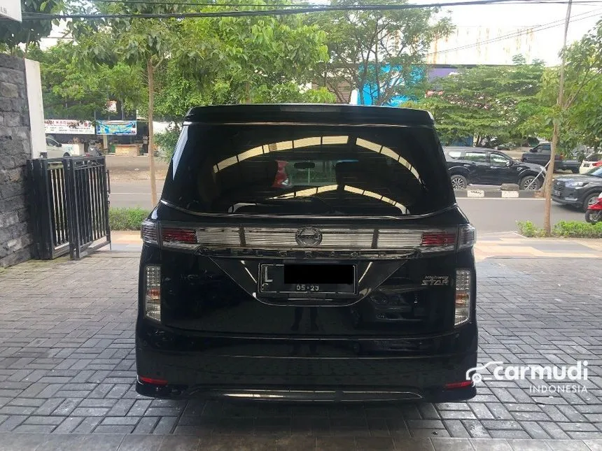 2014 Nissan Elgrand Highway Star MPV