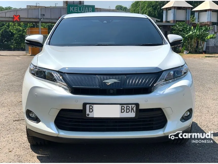 2014 Toyota Harrier SUV