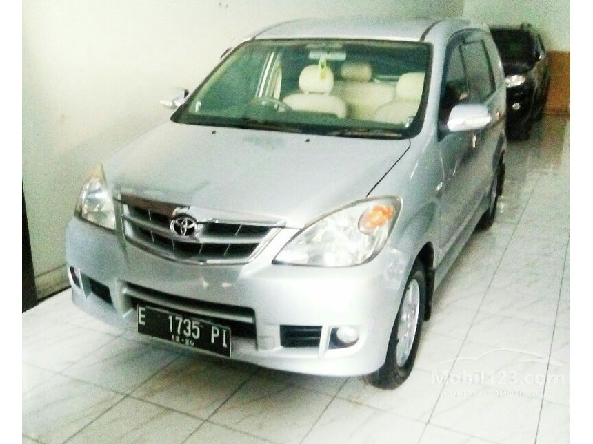 2010 Toyota Avanza G MPV