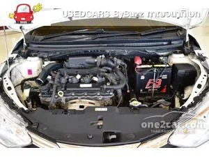 2019 Toyota YARIS 1.2 E Hatchback