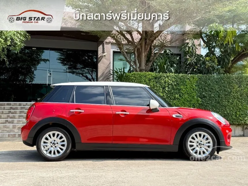 2016 Mini COOPER 5-Door Hatchback