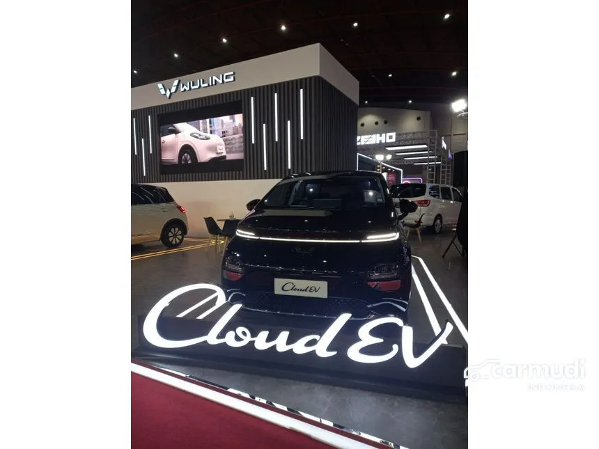 2024 Wuling Cloud EV EV Hatchback