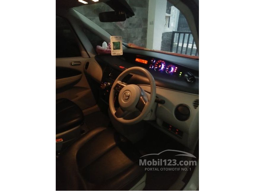 2012 Mazda Biante MPV