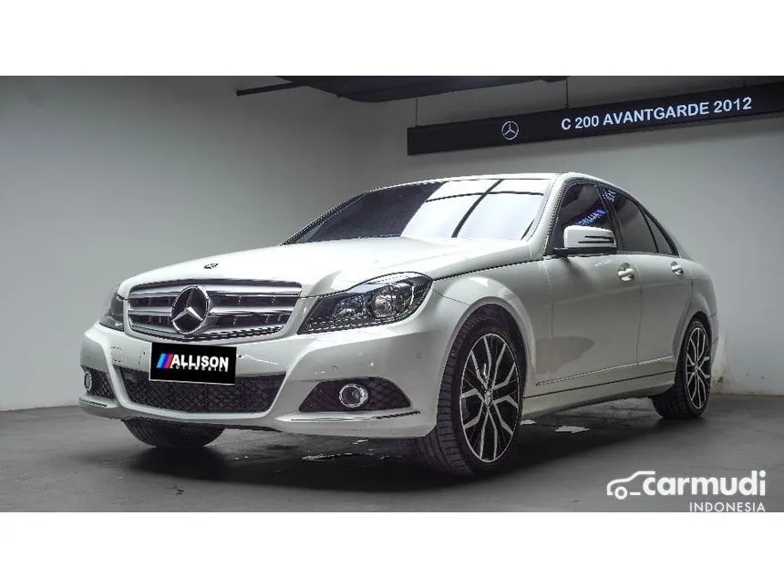 2012 Mercedes-Benz C200 Avantgarde CGI Sedan