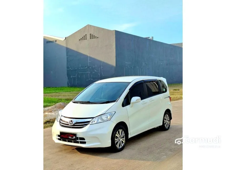 2013 Honda Freed S MPV