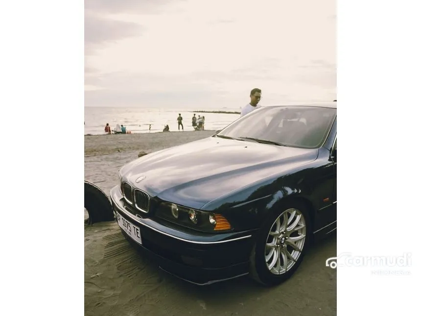 1997 BMW 528i E39 2.8 Automatic Sedan