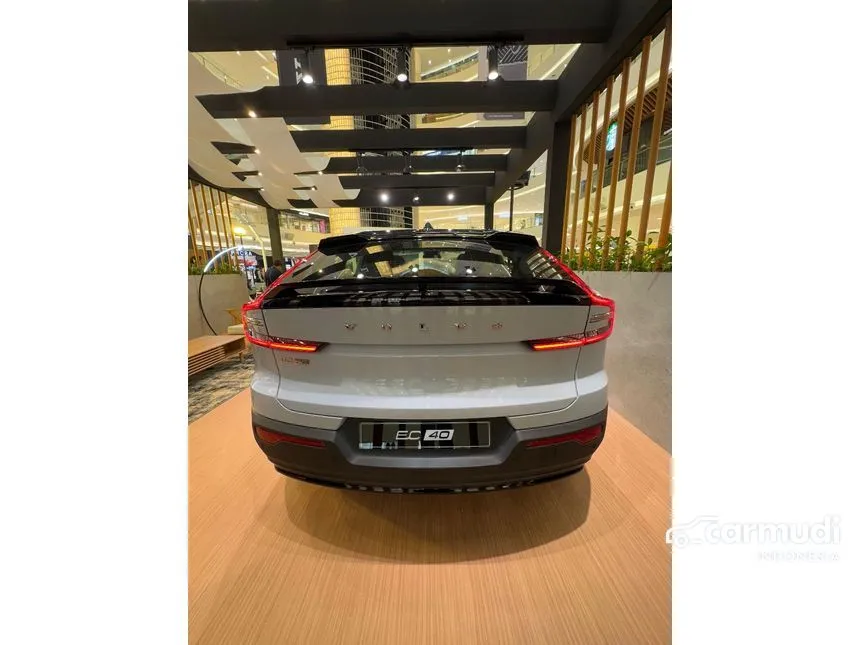 2025 Volvo EC40 Recharge EV SUV