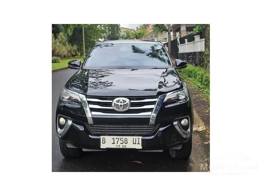 Jual Mobil Toyota Fortuner 2018 VRZ 4X2 2.4 di DKI Jakarta Automatic SUV Hitam Rp 360.000.000