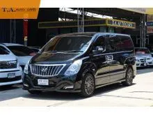 2017 Hyundai H-1 2.5 (ปี 08-17) Elite Van