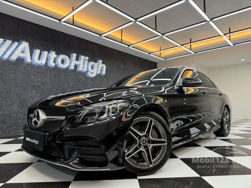 2020 Mercedes-Benz C300 AMG Line Sedan