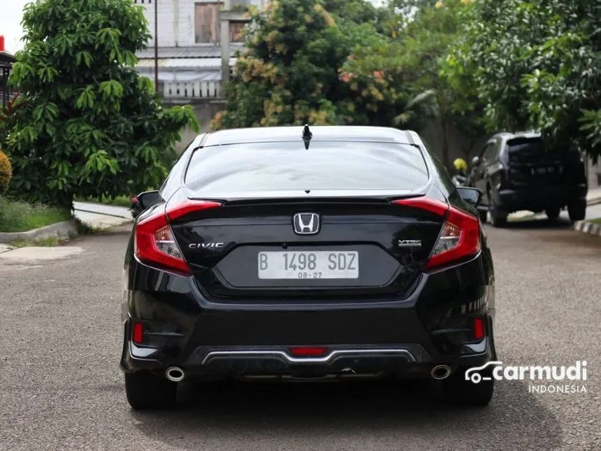 2016 Honda Civic ES Sedan