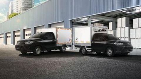 Siap Angkut Barang dan Makanan! Harga Toyota Hilux Box Mulai Rp309 Juta