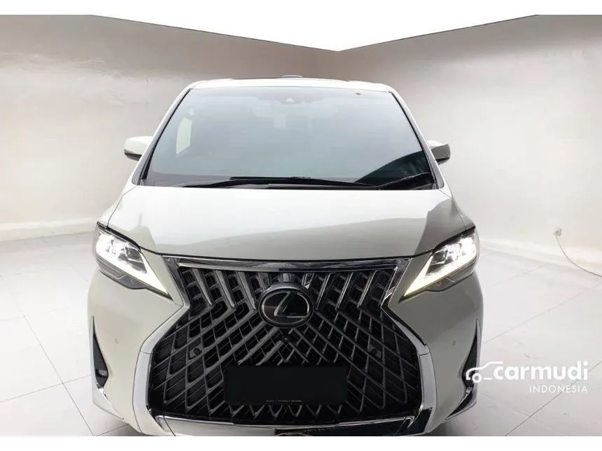 2020 Lexus LM 350 7 Seater MPV
