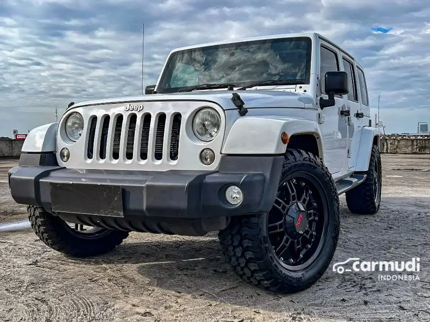 2014 Jeep Wrangler Sahara Unlimited 4 Door SUV