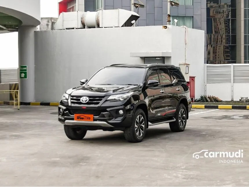 2018 Toyota Fortuner VRZ TRD 4X2 SUV