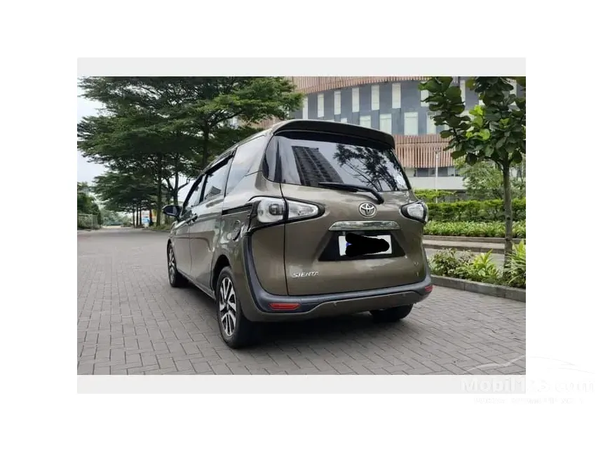2016 Toyota Sienta V MPV