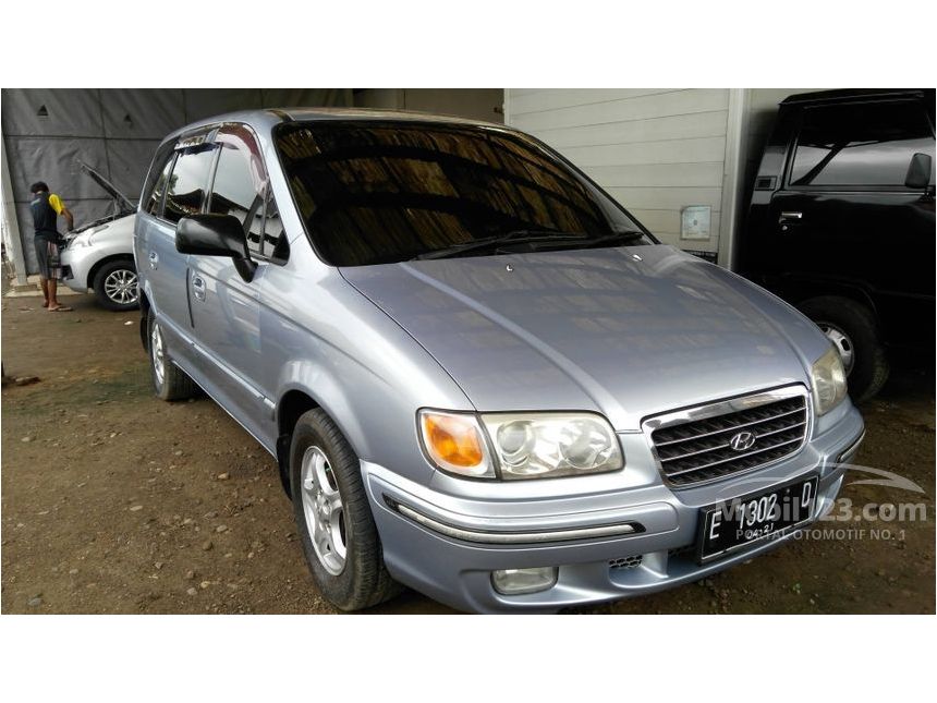 Hyundai trajet 2001