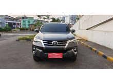 Toyota Fortuner VRZ Diesel 2.4 AT 2017 Abu Metalik Mulus Terawat - Tangan 1 - Service Record - BEST DEAL