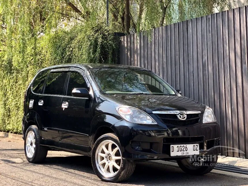 Jual Mobil Daihatsu Xenia 2011 Li DELUXE 1.0 di Jawa Barat Manual MPV Hitam Rp 95.000.000