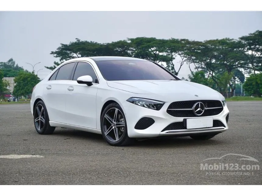 2024 Mercedes-Benz A200 Progressive Line Sedan
