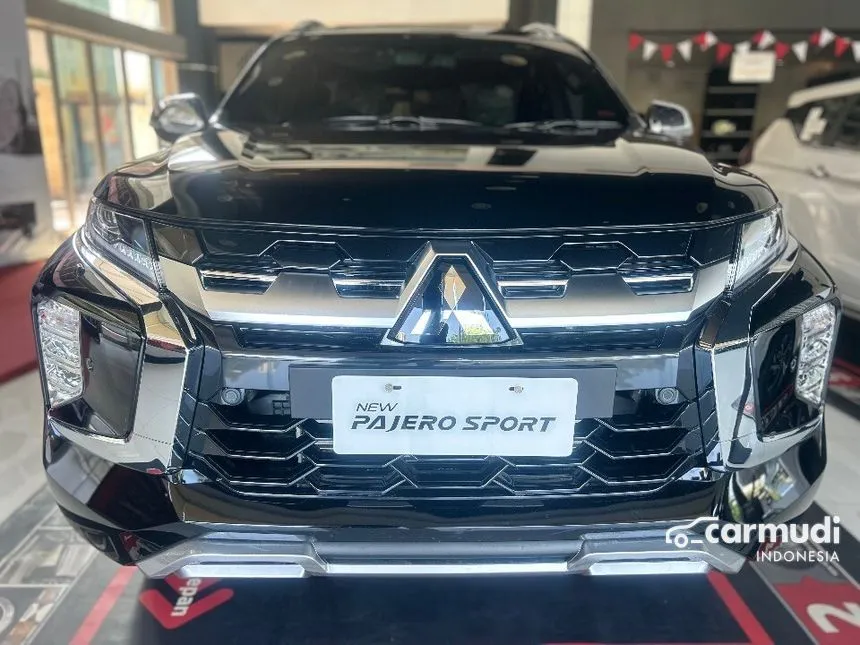 2024 Mitsubishi Pajero Sport Dakar SUV