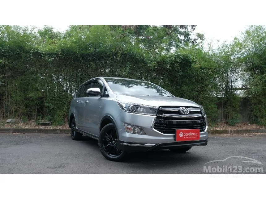 2020 Toyota Kijang Innova Venturer MPV