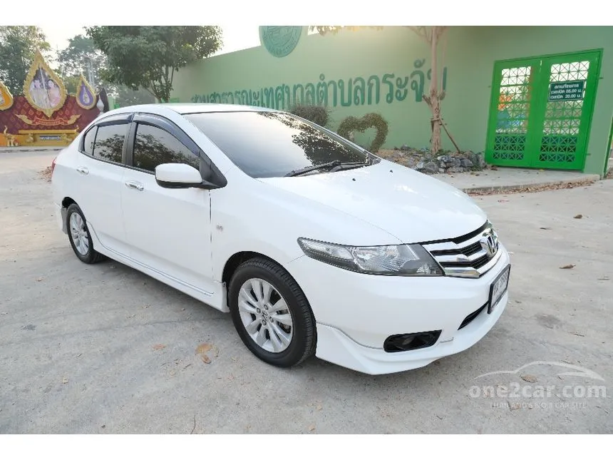 2013 Honda City V CNG Sedan
