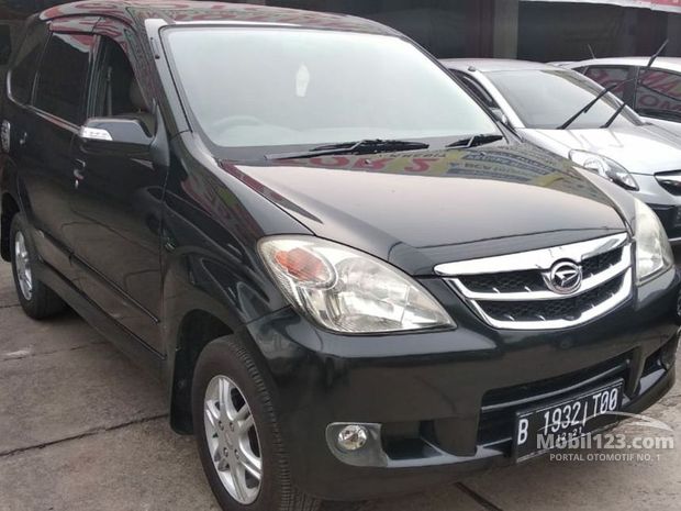 Daihatsu Mobil bekas dijual di Cikarang Jawa-barat 