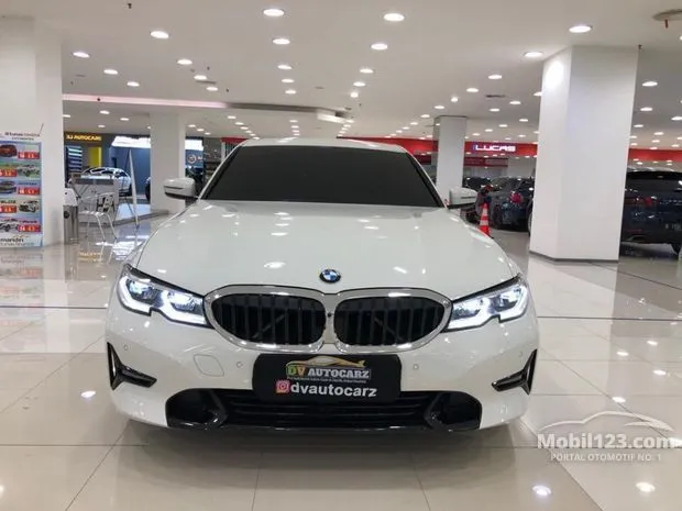 BMW 3 Series 320i Bekas di Indonesia Harga Murah, Kredit Mudah! | Mobil123