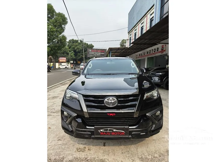 2019 Toyota Fortuner VRZ TRD 4X2 SUV
