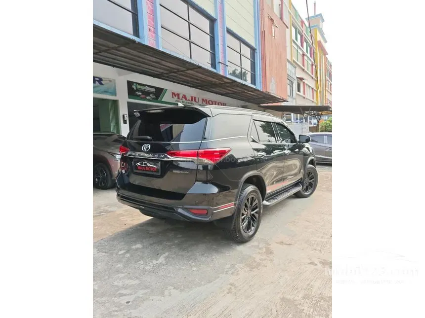 2019 Toyota Fortuner VRZ TRD 4X2 SUV