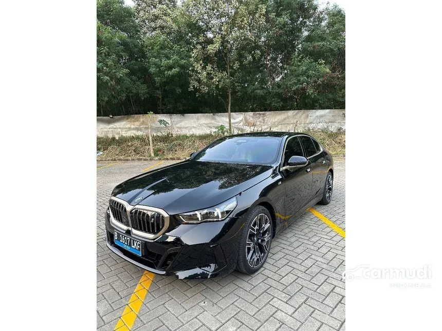 2024 BMW i5 eDrive40 M Sport Sedan