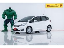 2011 Honda Jazz 1.5 (ปี 08-14) SV i-VTEC Hatchback AT