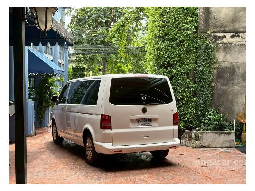 2012 Volkswagen CARAVELLE TDi Van