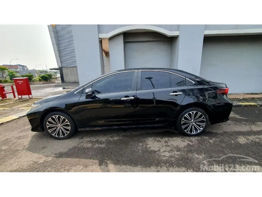 2021 Toyota Corolla Altis V Sedan