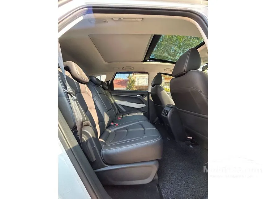 2021 Wuling Almaz RS Pro SUV