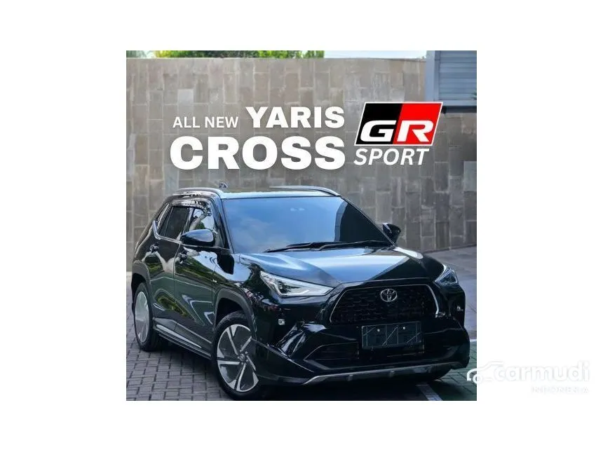 2025 Toyota Yaris Cross S HV with GR Parts Aero Pkg SUV