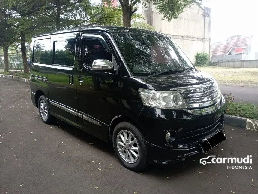 2015 Daihatsu Luxio X Van