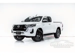 2022 Toyota HILUX REVO 2.4 Prerunner Mid Smart Cab Pickup
