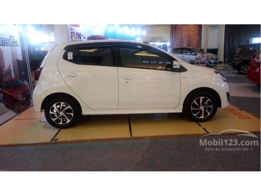 Jual Mobil  Daihatsu Ayla  2021 R 1 2 di Yogyakarta  Manual 