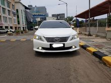 2013 Toyota Camry 2.5 V Sedan dp 40 jt saja putih pajak panjang