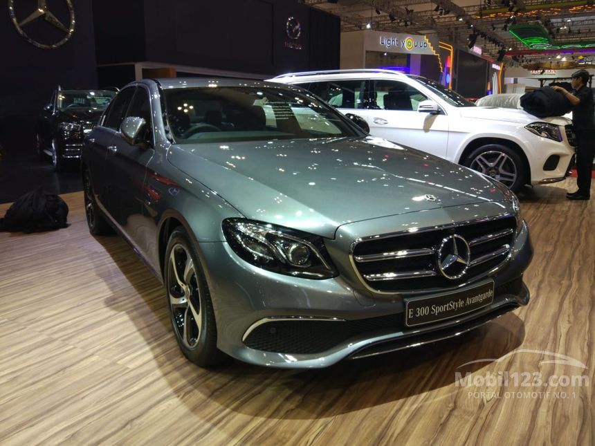 2019 mercedes e300